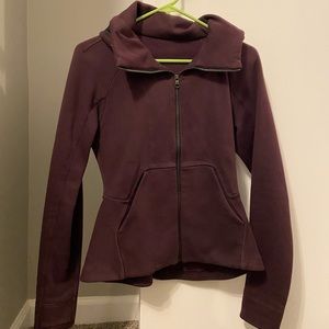 Lululemon size 4 jacket